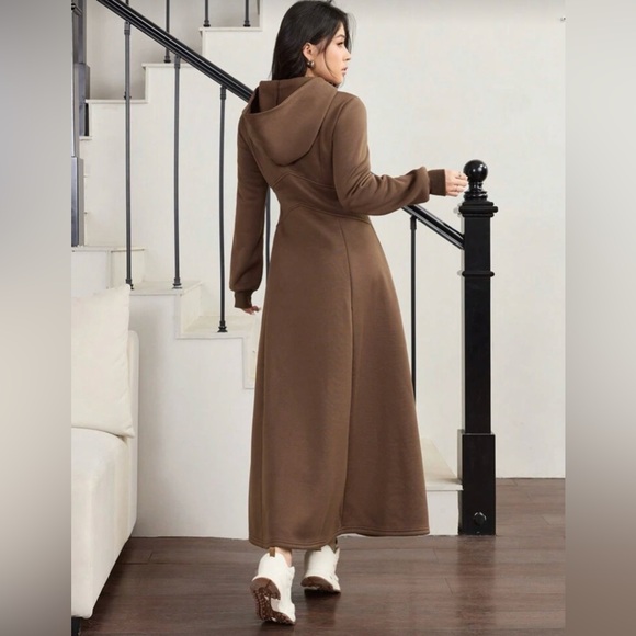 NWOT winter dress - Picture 4 of 7